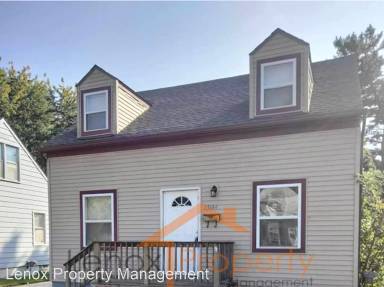 Main picture of 23684 Carlington St