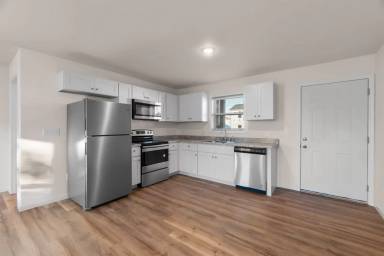 Main picture of 711 Highland Point Dr