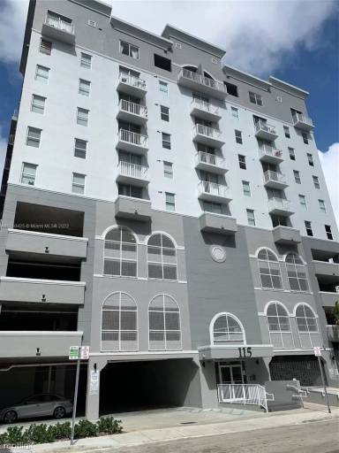 Main picture of Parkview At Brickell