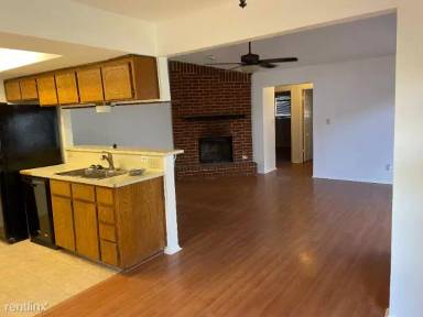 Main picture of 1606 Waterloo Trl