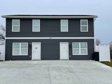 Main picture of 310 Oaklawn Ave