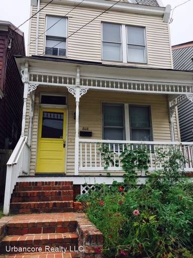 Main picture of 808 Jessamine St