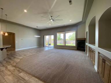 Main picture of 3002 S Gentry Ln