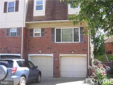 Main picture of 9349 Neil Rd