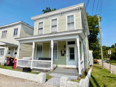 Main picture of 601 W Washington St