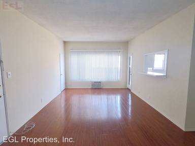 Main picture of 1006 N Orange Grove Ave