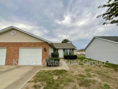 Main picture of 905 Terrace Ct