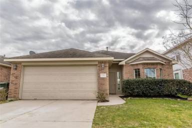 Main picture of 2209 Highland Crossing Dr