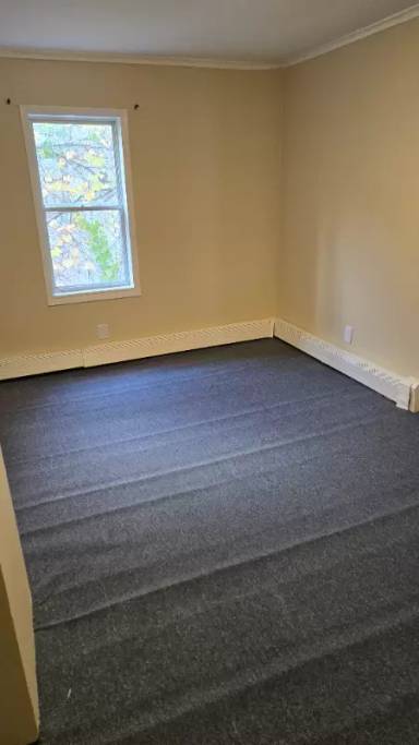 Main picture of 112 Oak Hill Ave