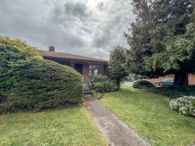 Main picture of 2315 NW 85th St