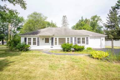 Main picture of 4 Weiser St