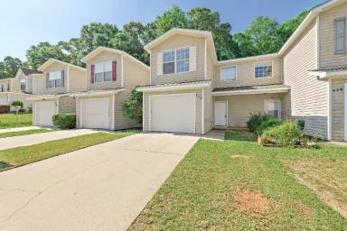 Main picture of 404-60 Sandy Oak Dr