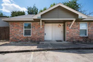 Main picture of 311 Kings Way Dr