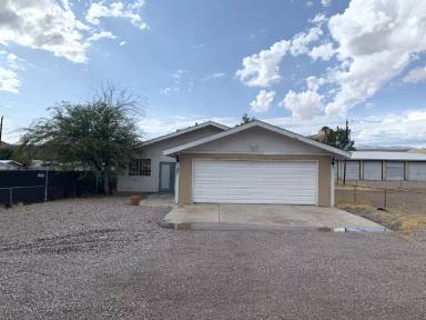 Main picture of 461 Long Ave