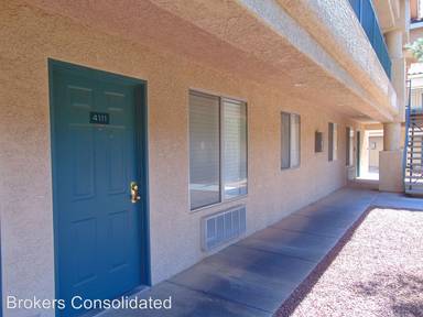 Main picture of Smokey Lane Condominiums