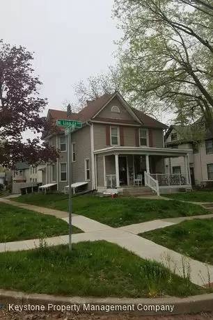 Main picture of 628 N Linn St
