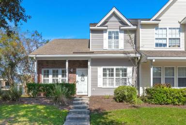 Main picture of 481 Doane Way