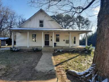 Main picture of 2173 Old Russellville Pike