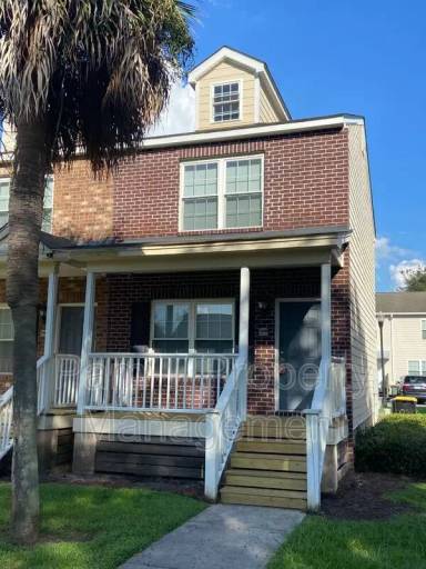 Main picture of 1312 Dieter St