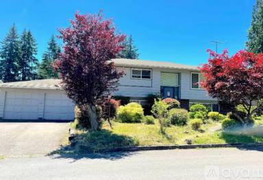 Main picture of 16541 NE 27th Pl