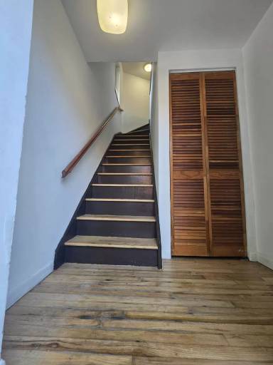 Main picture of 190 Union St