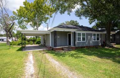 Main picture of 3729 Harvard St