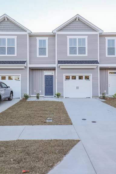 Main picture of 80 Aspen Rd