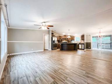 Main picture of 7713 Pontchartrain Rd