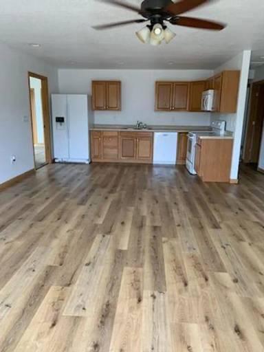 Main picture of 1301 Country Club Dr