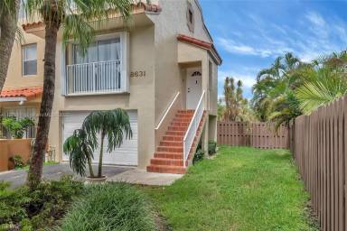 Main picture of 8631 NW 4th Ter