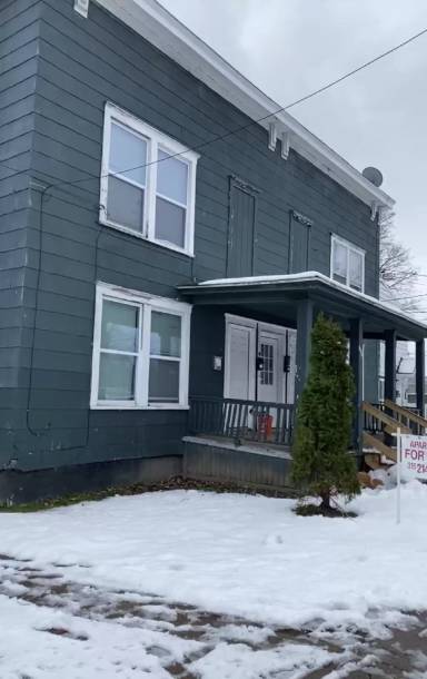 Main picture of 1014-1016 Hawley Ave