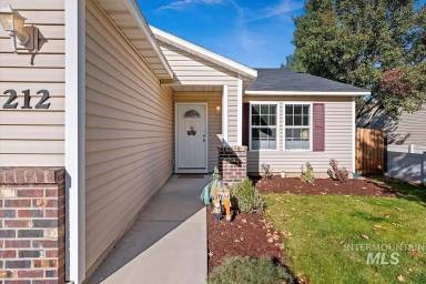 Main picture of 212 E Havasupai St