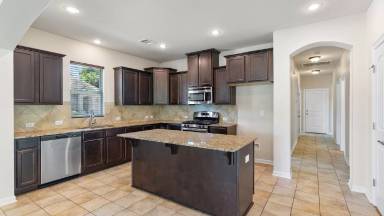 Main picture of 1452 Granby Dr