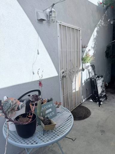 Main picture of 6602 Gramercy St