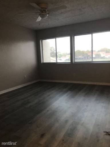 Main picture of 1694 SW Crossing Cir