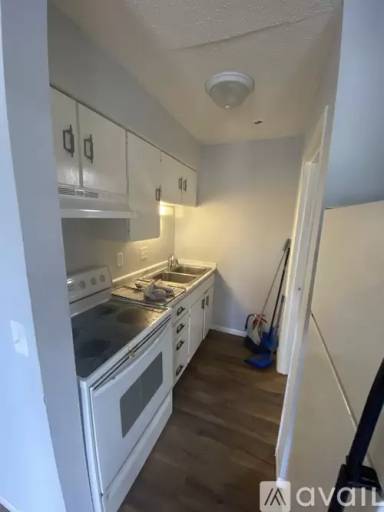 Main picture of 701 Hartford Ave