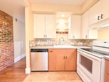 Main picture of 3001 SE Belmont St