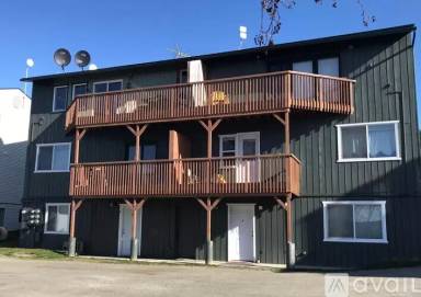 Main picture of 653 W Fairview Ave