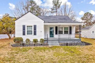 Main picture of 414 McPherson Ave