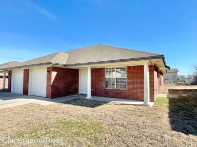 Main picture of 3204 Toledo Dr