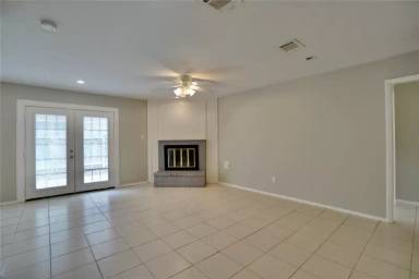 Main picture of 10811 Sugar Hill Dr