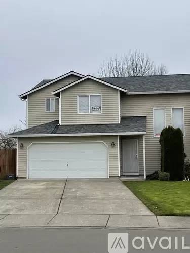 Main picture of 2422 NW 3rd Way