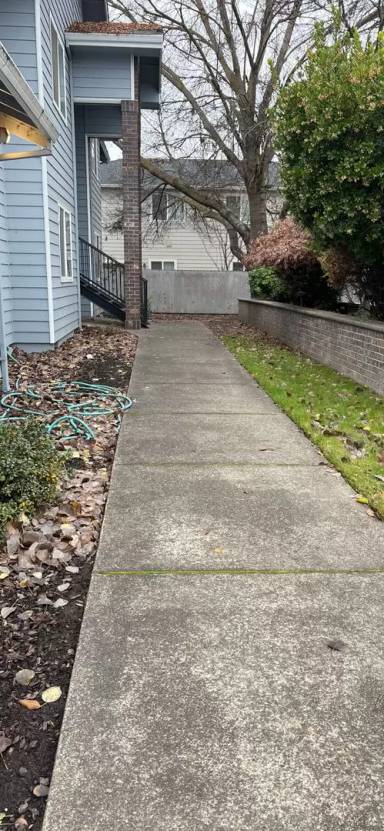 Main picture of 577 Briarwood Dr