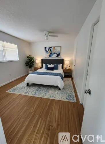 Main picture of 20380 NW 7th Ave