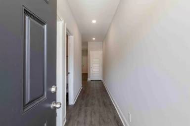 Main picture of 238 Smithson Lane - A