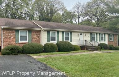 Main picture of 103 Woodberry Ln