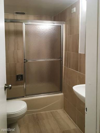 Main picture of 1570 1st Avenue Apartments
