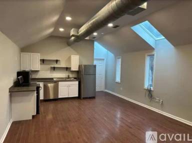 Main picture of 7028 Ridge Ave
