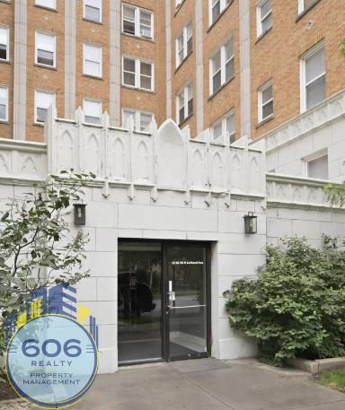 Main picture of 6748 N Ashland Ave