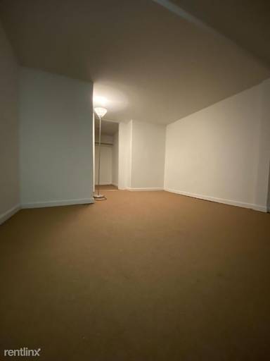 Main picture of 33 Gold Street Apartments